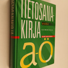 Veikko ym. (toim.) Ahola : Tietosanakirja : a-ö - pikkukuva 1