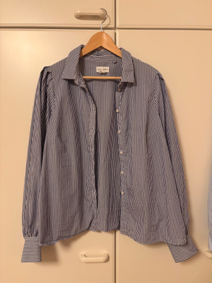 Lindex kauluspaita koko 46, vastaa XL