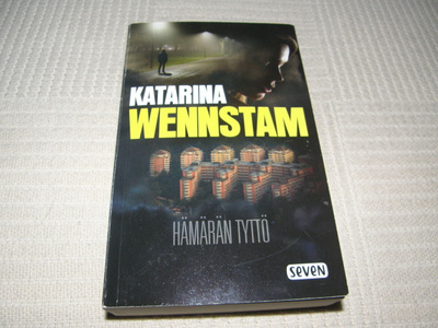 Katarina Wennstam Hämärän tyttö -pok