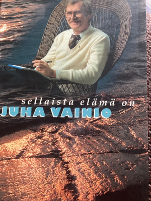 JUHA VAINIO 4 CD -boxi - SELLAISTA ELÄMÄ ON