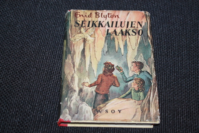 1.p. Enid Blyton - Seikkailujen laakso 1953