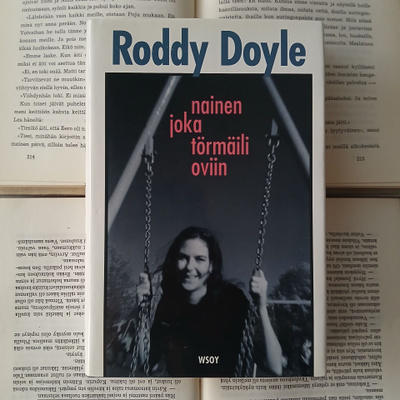 Roddy Doyle - Nainen joka törmäili oviin (sid.)