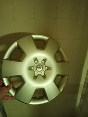 Toyota, pölykapseli, HYVÄ!!