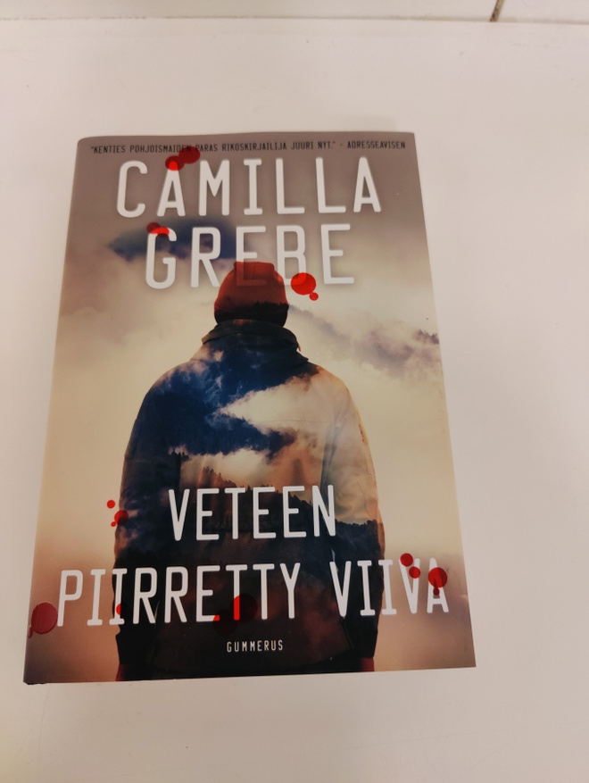 Camilla Grebe; Veteen piirretty viiva