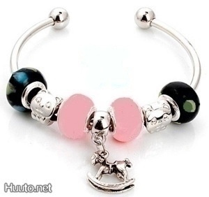 650 .. Tiibetin Hopea Fashion Lampwork .. Rannekoru