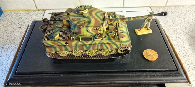 Tiger 1 pienoismalli (keräily tuote)
