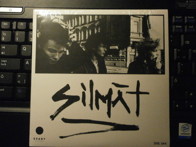SILMÄT Haudattu/Toinen Maailma 7". Musta Paraati. MINT.