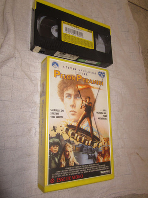 Pelon Pyramidi (1985) ISOKOPPAINEN !