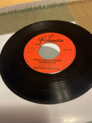 KRISTIINA HALKOLA * KAJ CHYDENIUS: Laulu rakasta… *FIN 1966