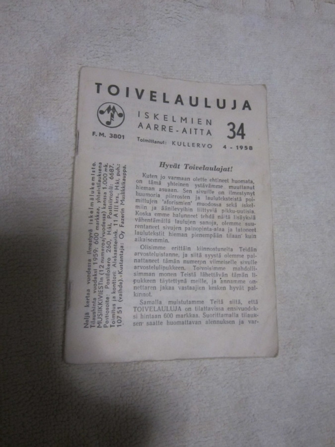 Toivelauluja Iskelmien aarreaitta 34   4 / 1958