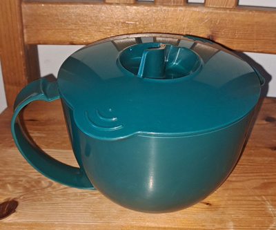 Vihreä Tupperware mikrokulho 1 ltr