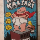 Dav Pilkey - Kapteeni Kalsari seikkailee (sid.) - pikkukuva 1