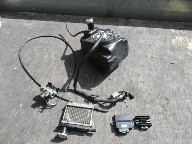 Yamaha Aerox 4t osia