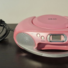 Pinkki radio AUX toiminnolla - pikkukuva 1