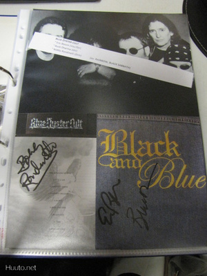 BLUE OYSTER CULT KOLME NIMMARIA PROMOKUVASSA