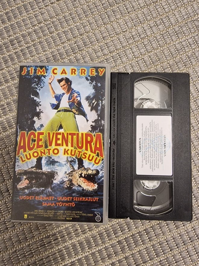 Ace Ventura - Luonto Kutsuu (Jim Carrey) VHS