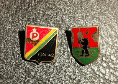 2 kpl aseveli merkkiä