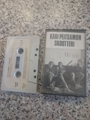 KARI PEITSAMON SKOOTTERI c.kasetti