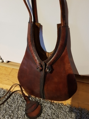 Vintage Nahkalaukku / Laukku / Olkalaukku nahkaa
