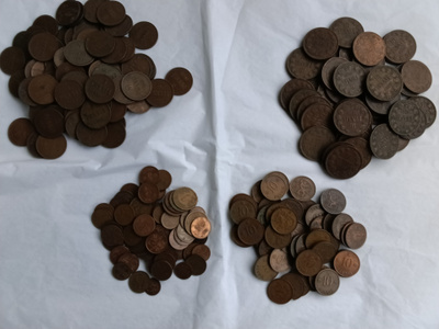 5.  JA. 10. PENNIÄ. CU. 1800 -1900 yli  1,5. KG