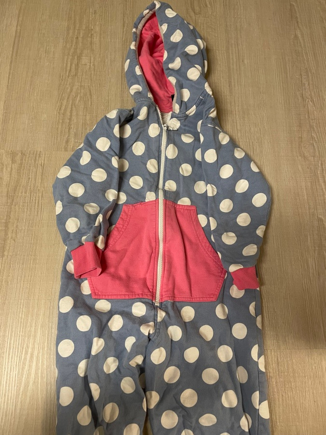 Tyttöjen jumpsuit koossa 98/104 cm
