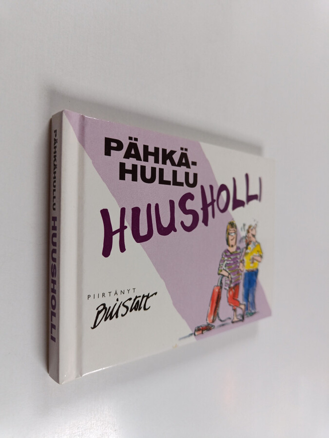 Bill Stott : Pähkähullu huusholli