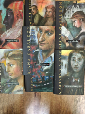 Diana Gabaldon Matkantekijä 1-7 Kovakantiset