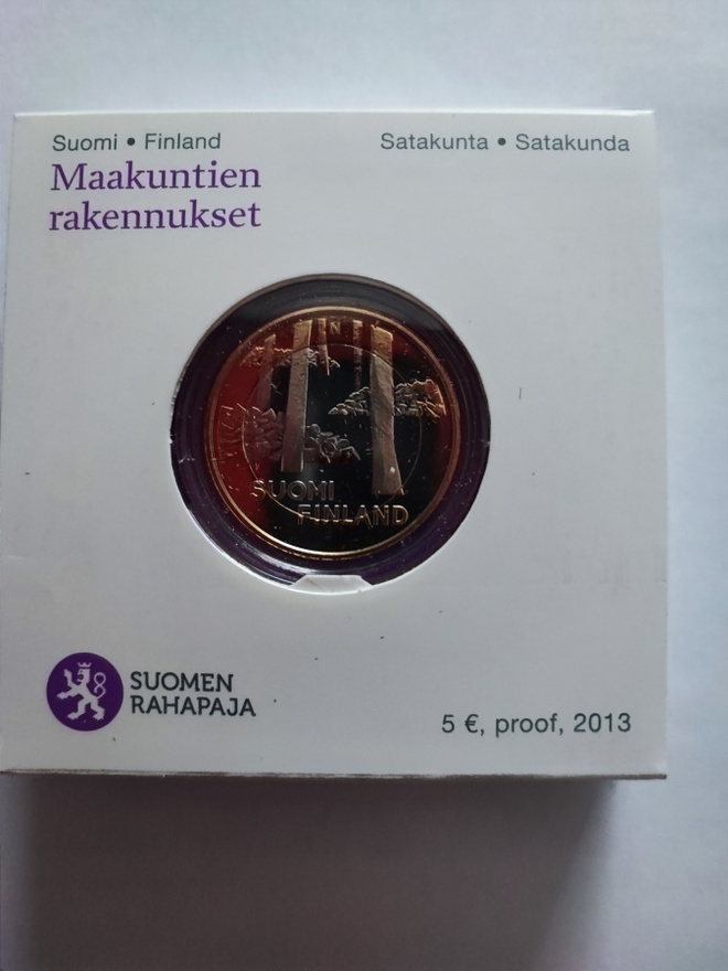 5 euroa maakuntien rakennukset Satakunta 2013