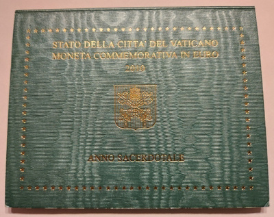 VATIKAANI 2 € juhlaraha 2010 Papiston vuosi BU