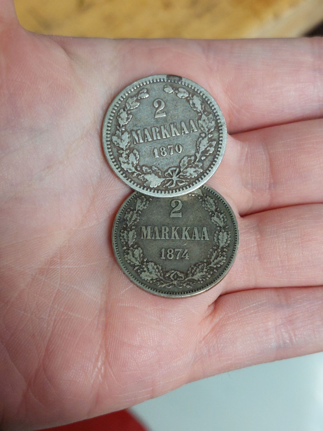 2 markan kolikoita 2kpl