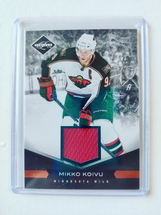 Mikko Koivu - 11-12 Limited Jersey /99