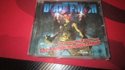 Five Finger Death Punch – War Is The Answer