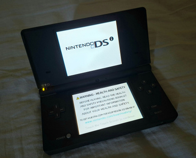 Nintendo DSi konsoli