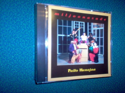 CD : Miljoonasade : Pullo hunajaa ( Sis.postikulut )