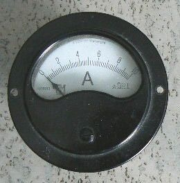 Amppeerimittari lentokoneesta