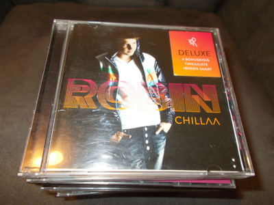 CD ROBIN ** CHILLAA ** DELUXE