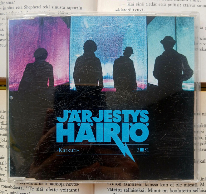 Järjestyshäiriö – Karkuri (CDs)