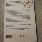 Kuolema ja pingviini Andrei Kurkov - pikkukuva 2