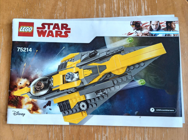 11 kpl Star wars lego ohjekirjoja.