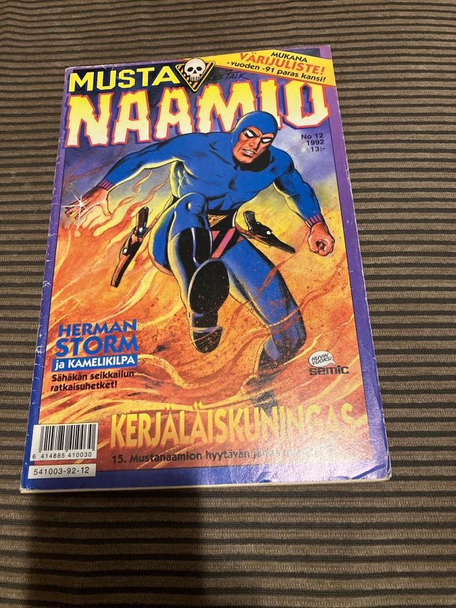 Mustanaamio 12/1992 juliste-liite mukana