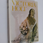 Victoria Holt : Myöhään tulee kevät - pikkukuva 1