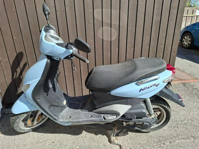 Yamaha neos 4-T moposkootteri 50cm³vm 2010