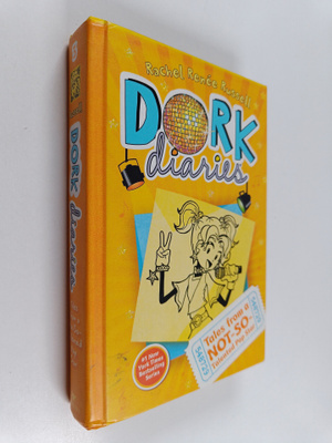Rachel Renee Russell : Dork Diaries 3 - Tales from a Not-...