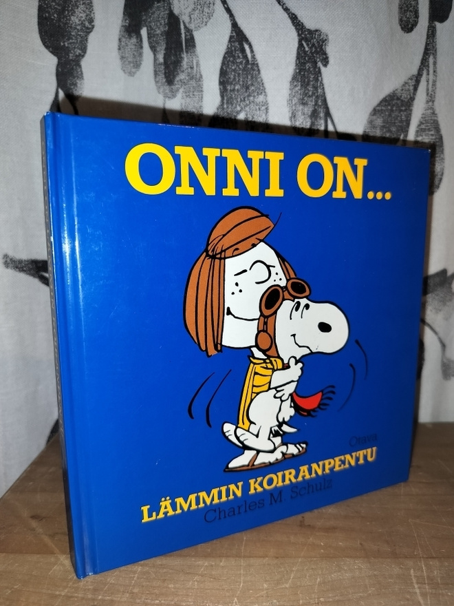 Charles M. Schulz - Onni on... lämpöinen koiranpentu