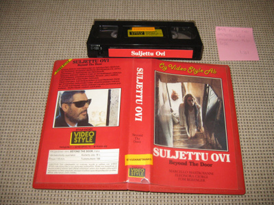 Suljettu Ovi-VHS (FIx, Eleonora Giorgi, Tom Berenger, 1982)