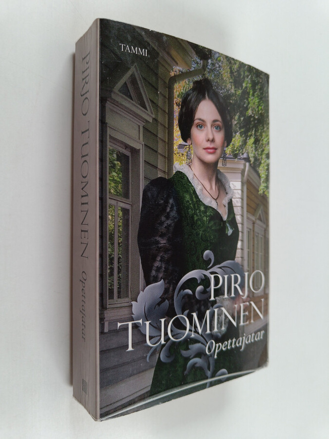 Pirjo Tuominen : Opettajatar