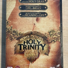 Monty Pythonin Pyhä Kolminaisuus (3DVD) *UUSI* - pikkukuva 1