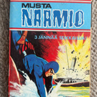 SARJAKIRJA #39 - MUSTANAAMIO - pikkukuva 1