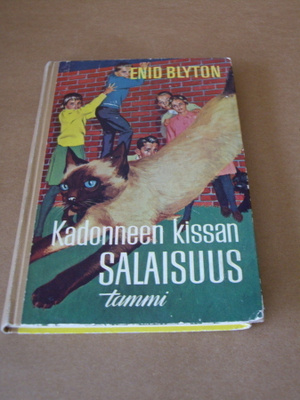 Enid Blyton  KADONNEEN KISSAN SALAISUUS  II-painos