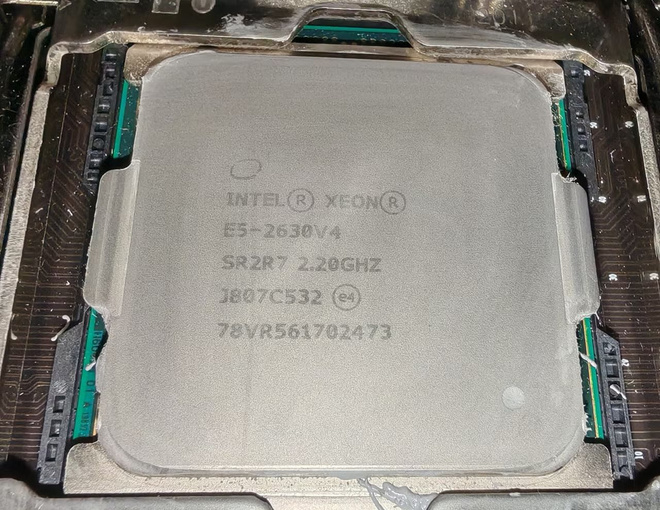 Intel Xeon E5 2630 V4 10 core Socket 2011-3